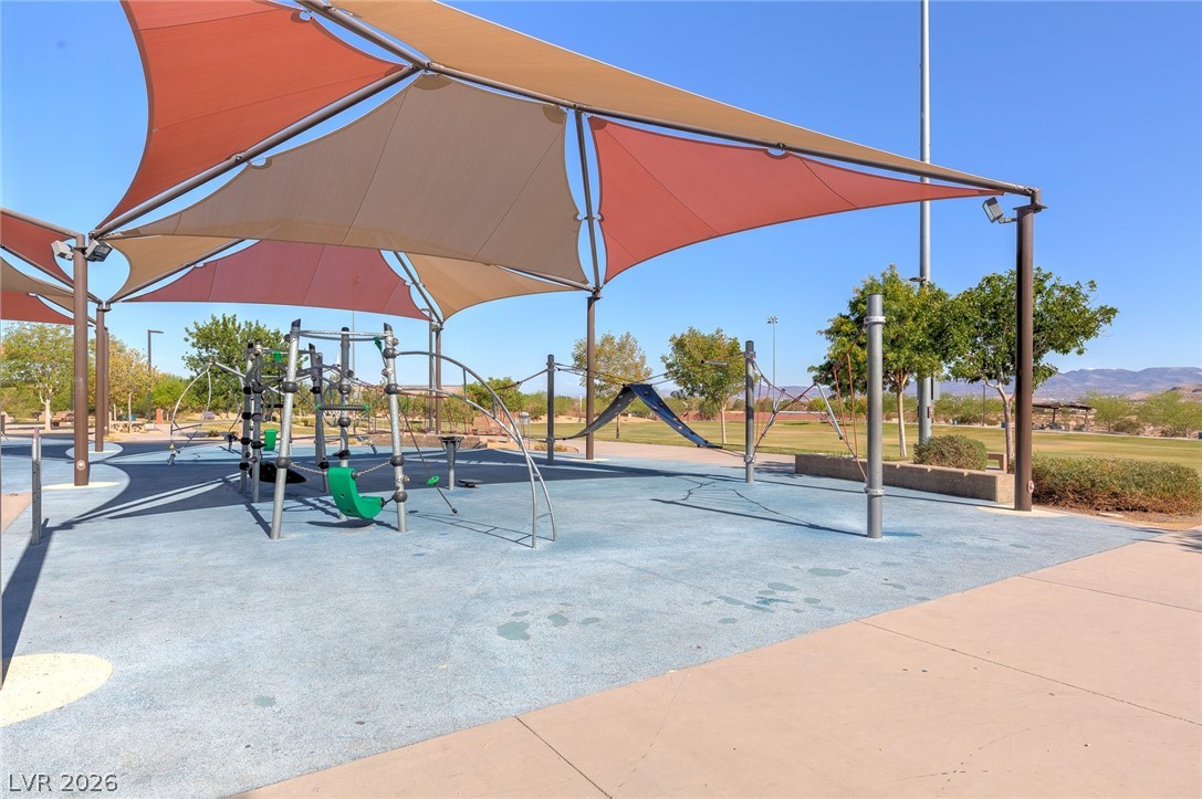 8136 Memory Lake Avenue Las Vegas NV 89178