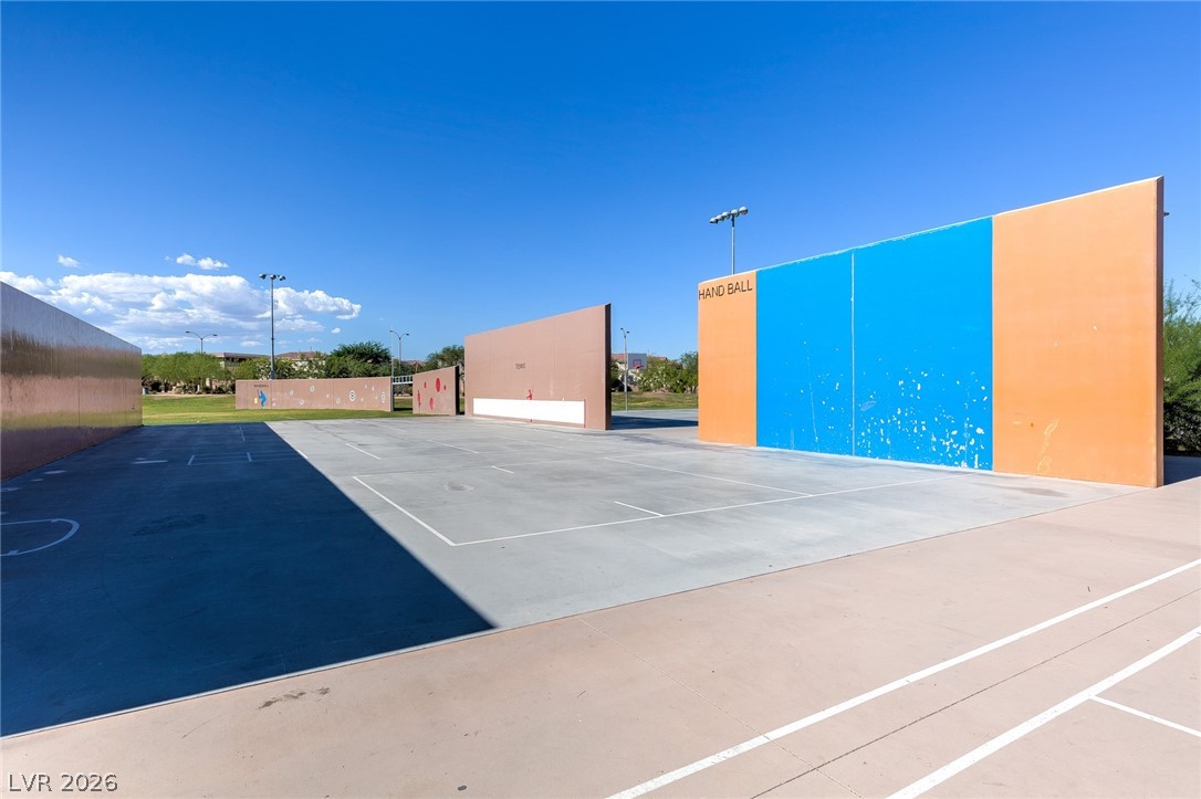 8136 Memory Lake Avenue Las Vegas NV 89178
