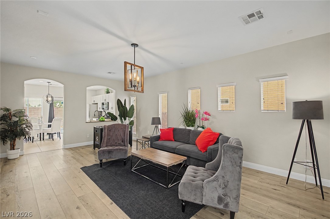 8136 Memory Lake Avenue Las Vegas NV 89178