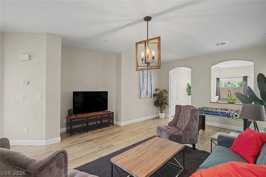 8136 Memory Lake Avenue Las Vegas NV 89178