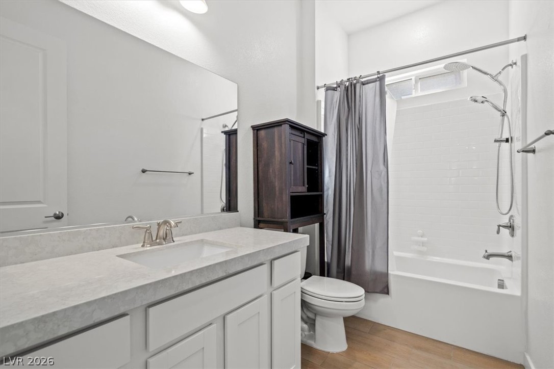 823 Eaton Falls Street Henderson NV 89011