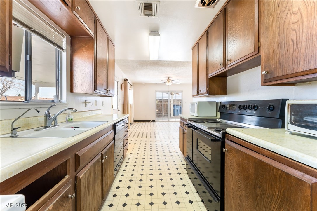 3091 Oxford Lane Las Vegas NV 89121