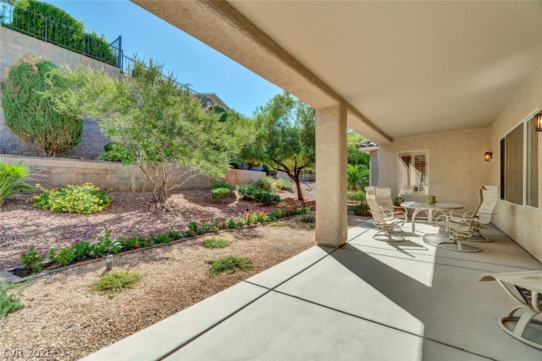 1668 Sebring Hills Drive Henderson NV 89052