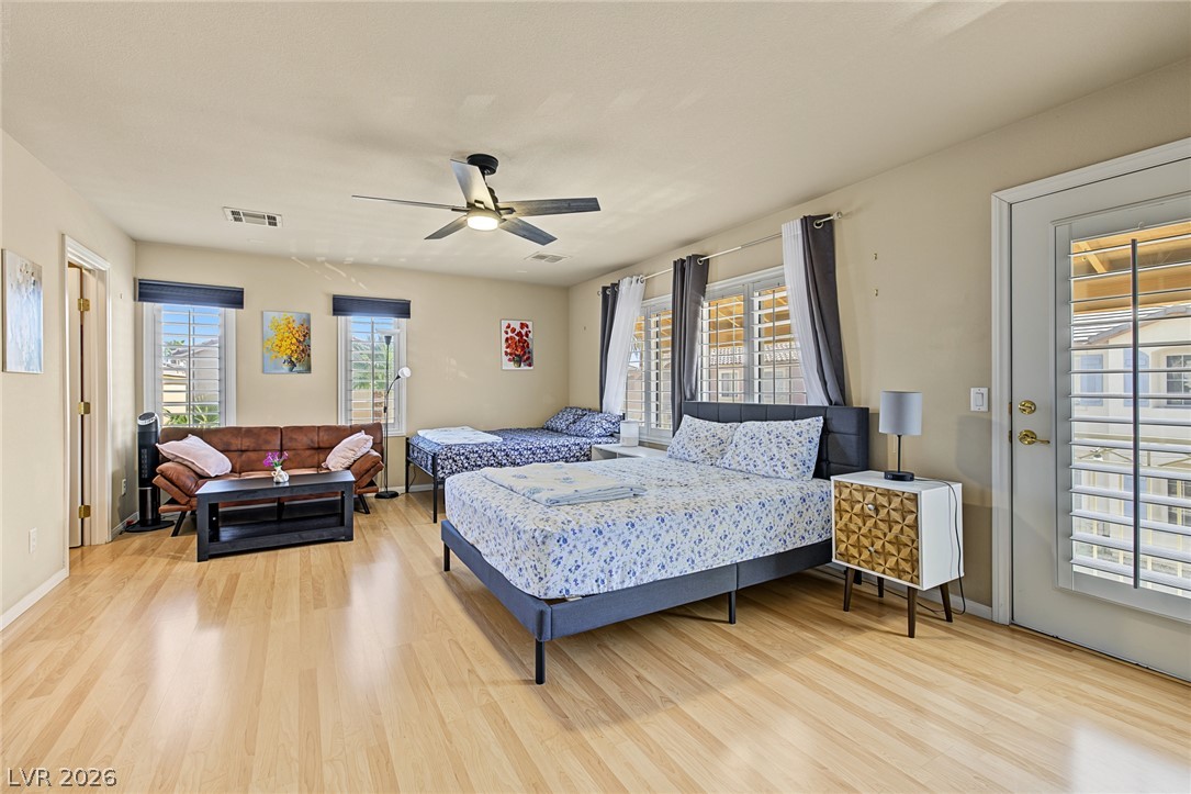 8061 Retriever Avenue Las Vegas NV 89147