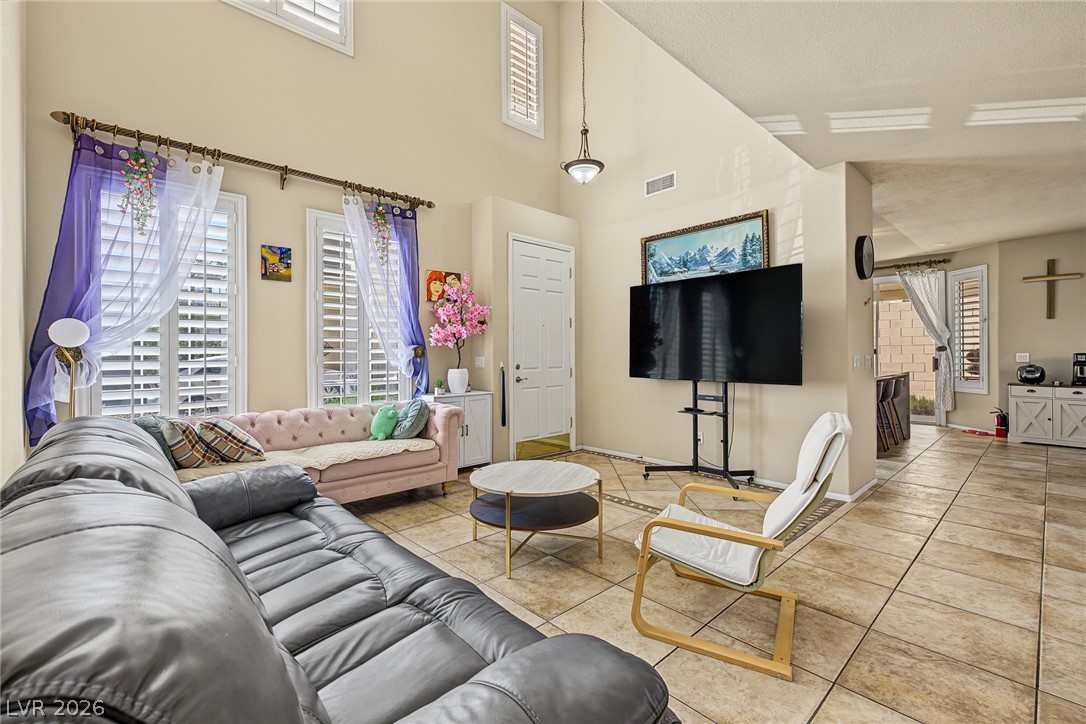 8061 Retriever Avenue Las Vegas NV 89147