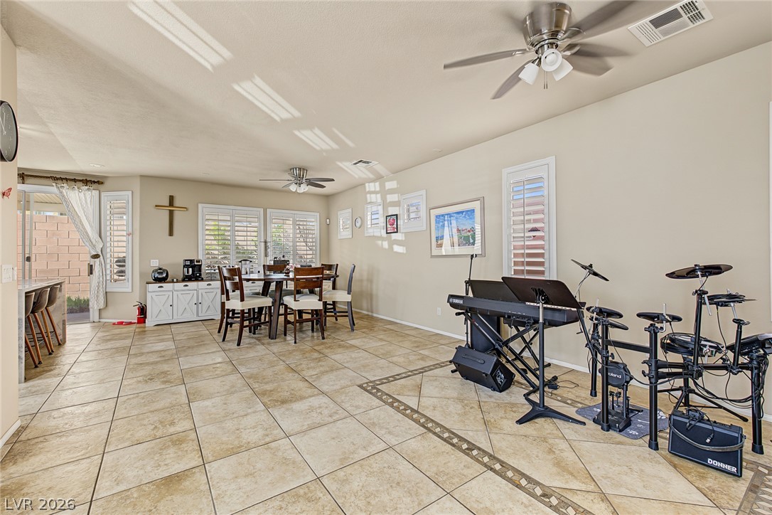 8061 Retriever Avenue Las Vegas NV 89147