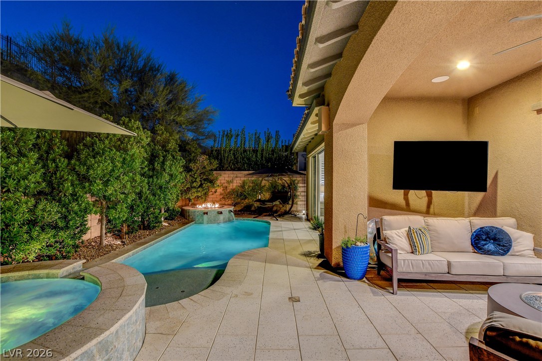 83 Basque Coast Street Las Vegas NV 89138