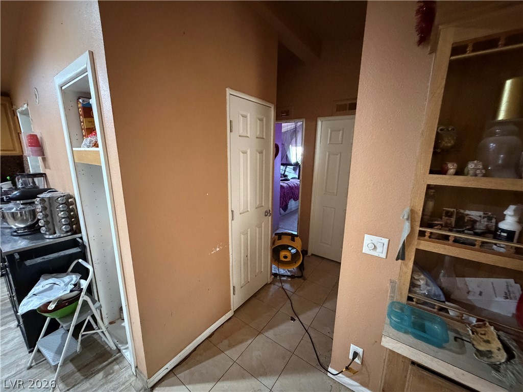 6054 Bluehill Avenue Las Vegas NV 89156