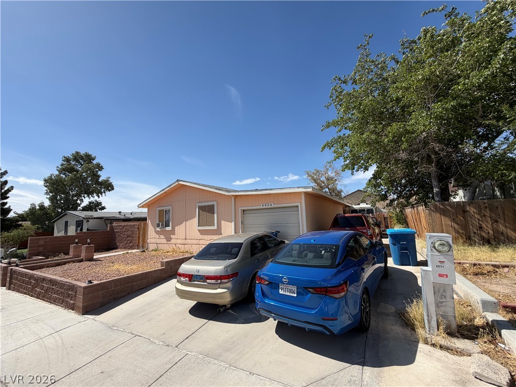 6054 Bluehill Avenue Las Vegas NV 89156