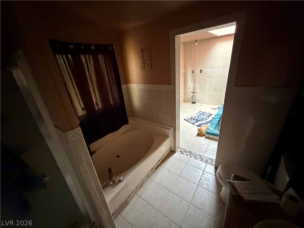 6054 Bluehill Avenue Las Vegas NV 89156