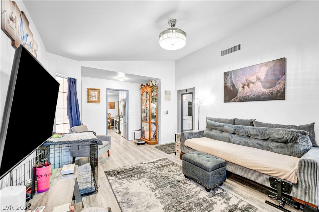 4735 Belshire Drive Las Vegas NV 89147