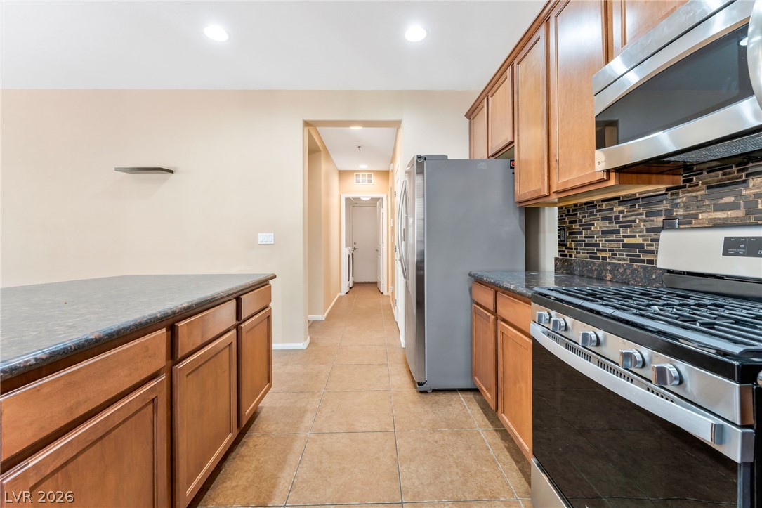6569 Brooklyn Heights Street Las Vegas NV 89166