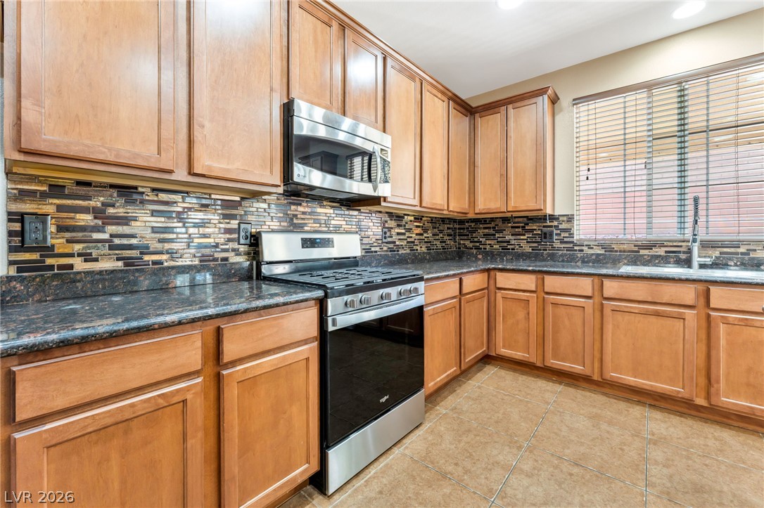 6569 Brooklyn Heights Street Las Vegas NV 89166