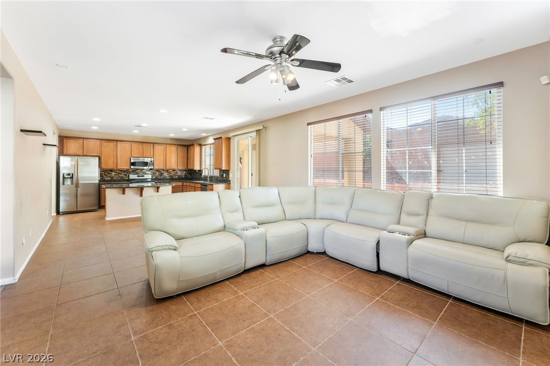 6569 Brooklyn Heights Street Las Vegas NV 89166