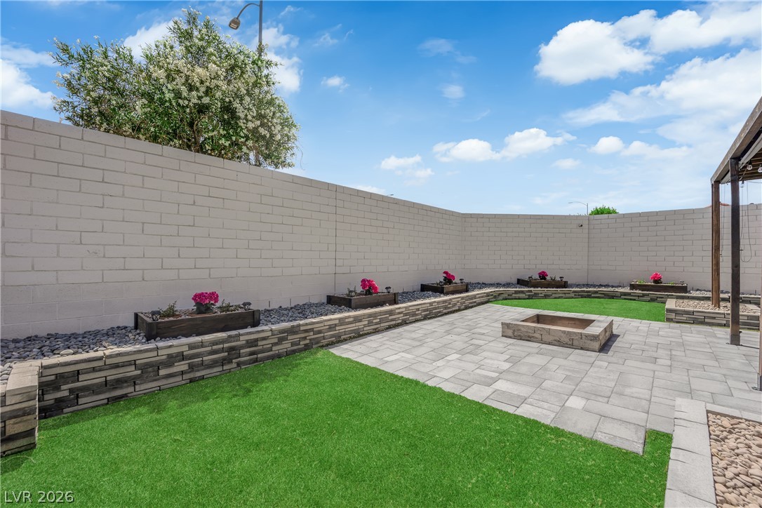 7829 Falling Pines Place Las Vegas NV 89143