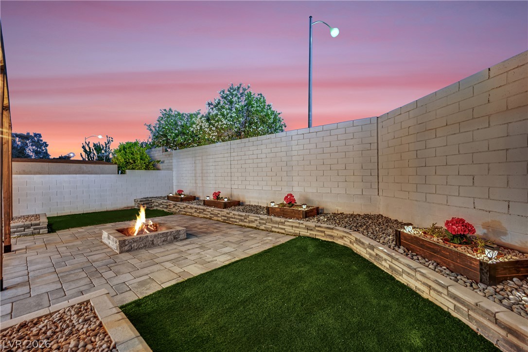 7829 Falling Pines Place Las Vegas NV 89143