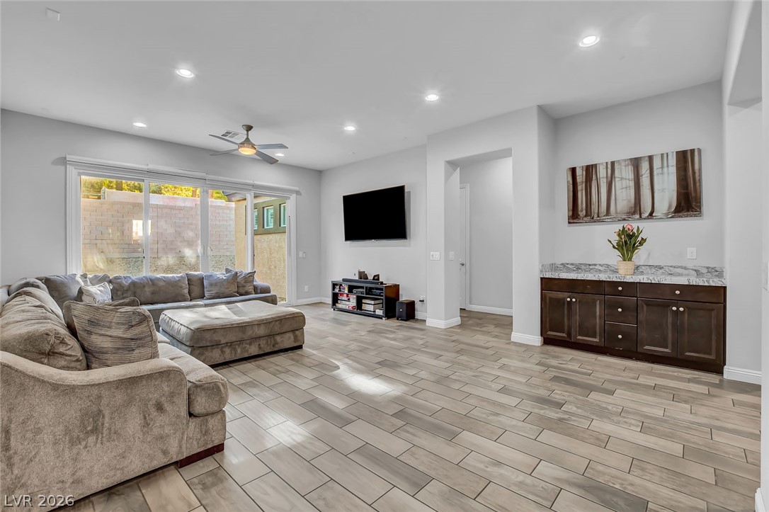 5675 Willow Canyon Street Las Vegas NV 89149