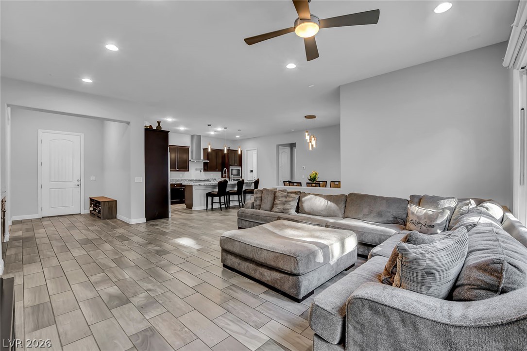 5675 Willow Canyon Street Las Vegas NV 89149