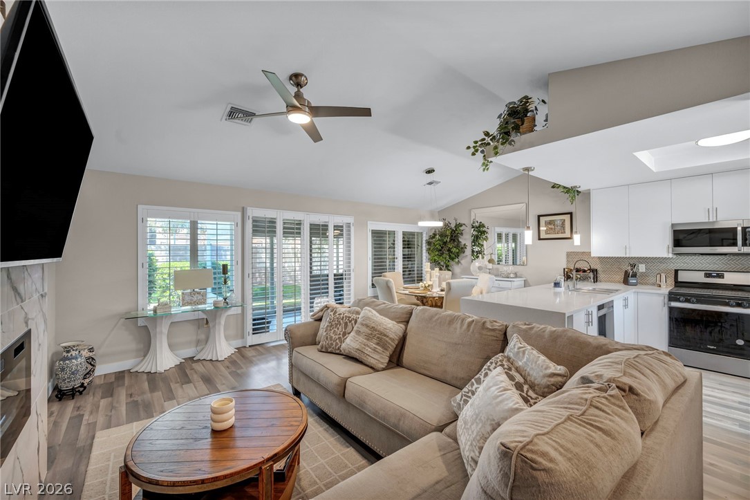 8912 Evening Star Drive Las Vegas NV 89134