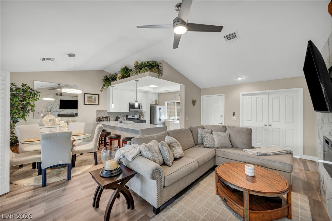 8912 Evening Star Drive Las Vegas NV 89134