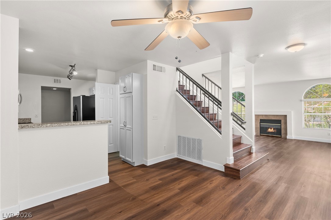 7604 Connemara Avenue Las Vegas NV 89128