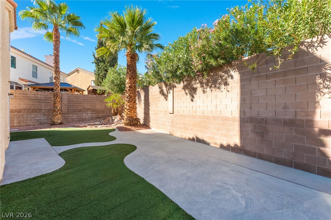 2109 Desert Peak Road Las Vegas NV 89134