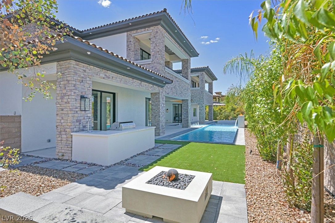 34 Vintage Canyon Street Las Vegas NV 89141