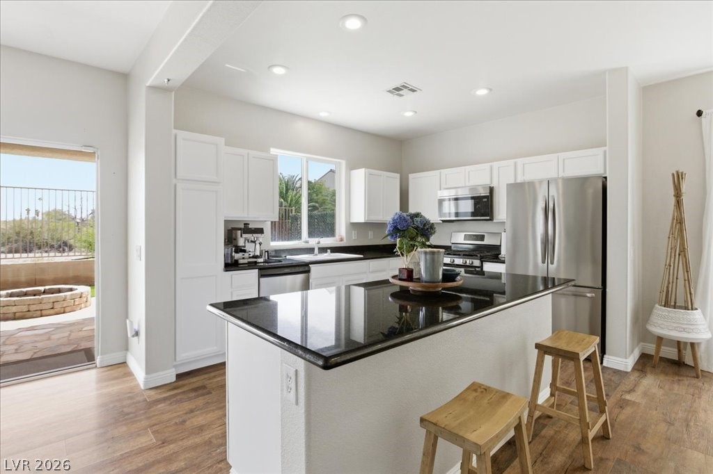 8104 Loma Del Ray Street Las Vegas NV 89131