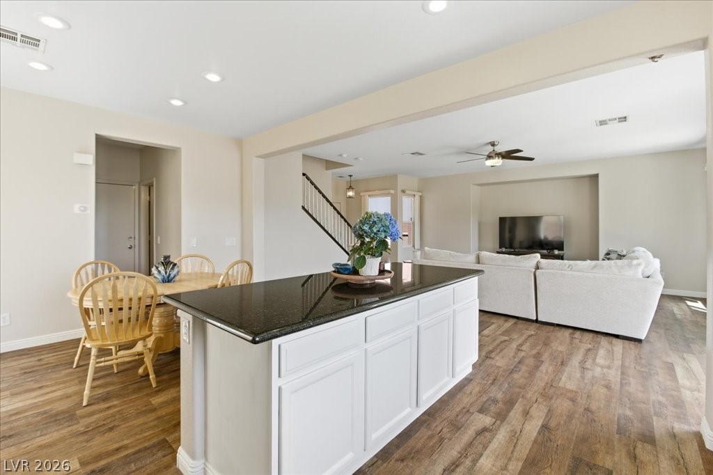 8104 Loma Del Ray Street Las Vegas NV 89131