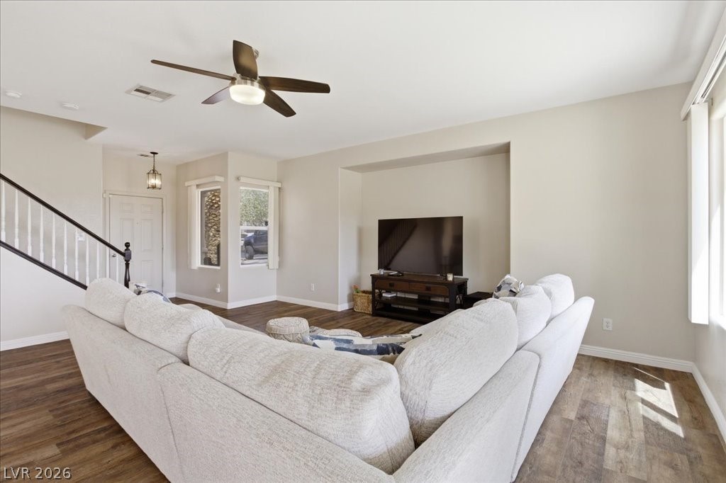 8104 Loma Del Ray Street Las Vegas NV 89131