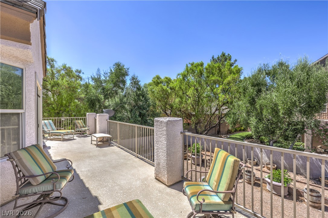 1009 Jennis Silver Street Las Vegas NV 89145