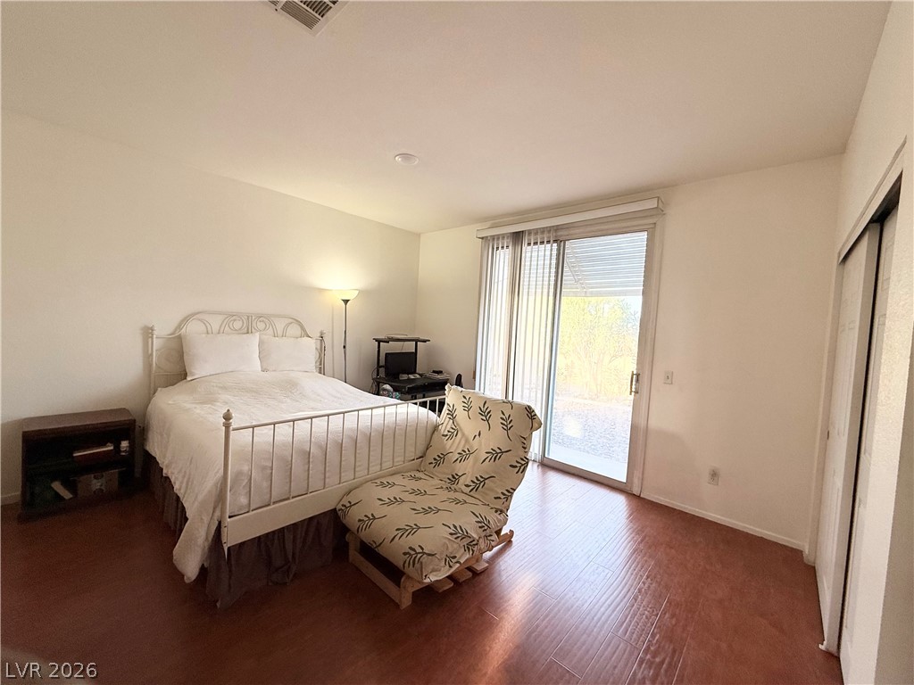 242 Pleasant Pebble Street Henderson NV 89074