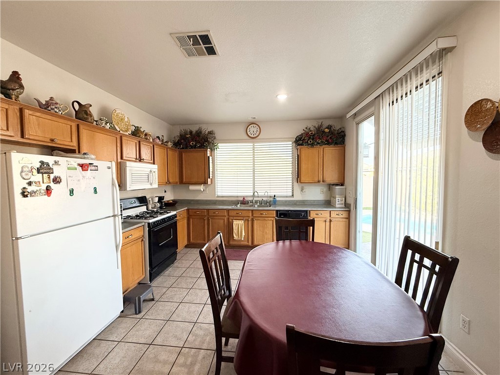 242 Pleasant Pebble Street Henderson NV 89074