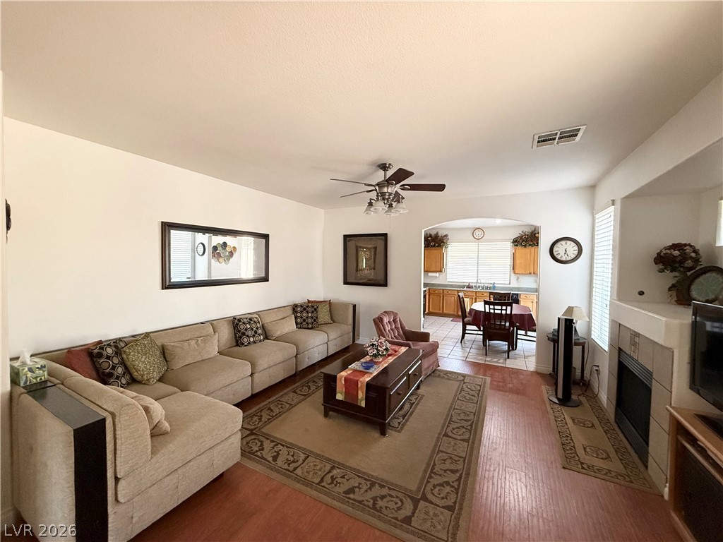 242 Pleasant Pebble Street Henderson NV 89074