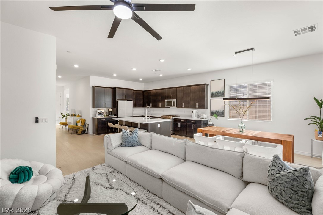 137 Juliette Pointe Lane Henderson NV 89011