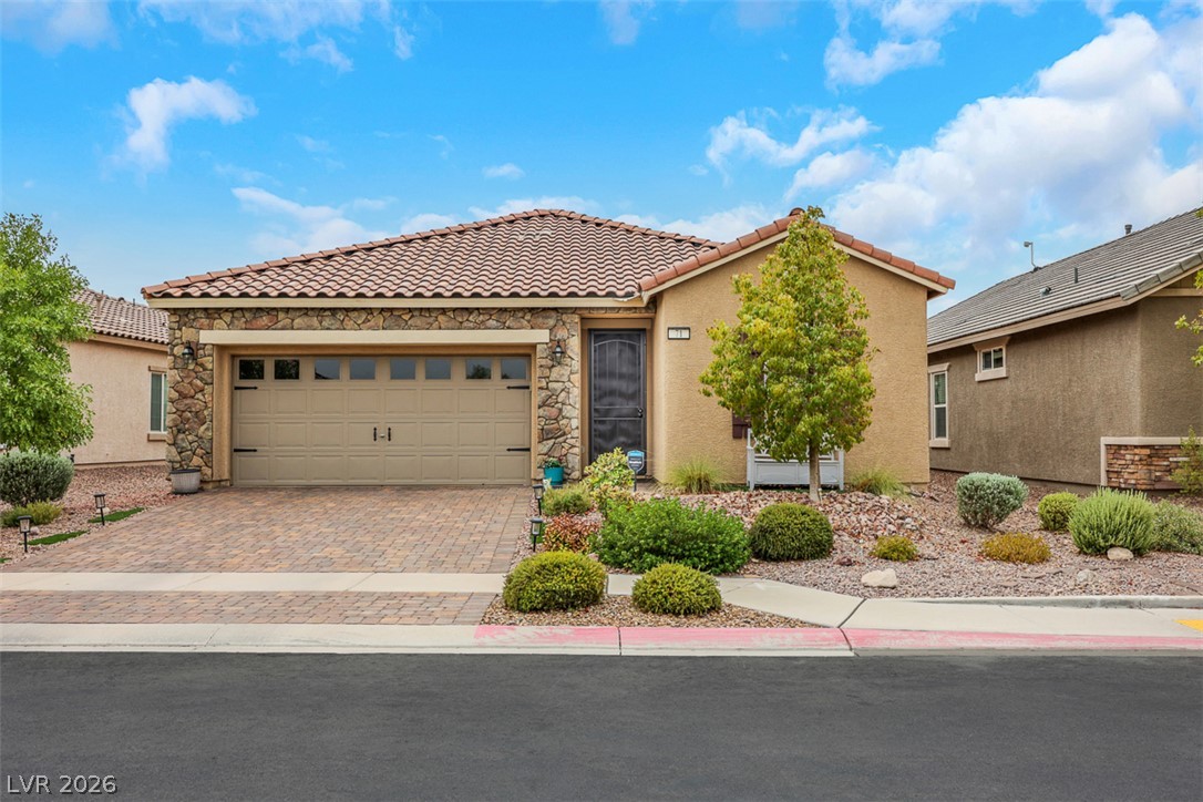 71 Summer Rhapsody Avenue Henderson NV 89015