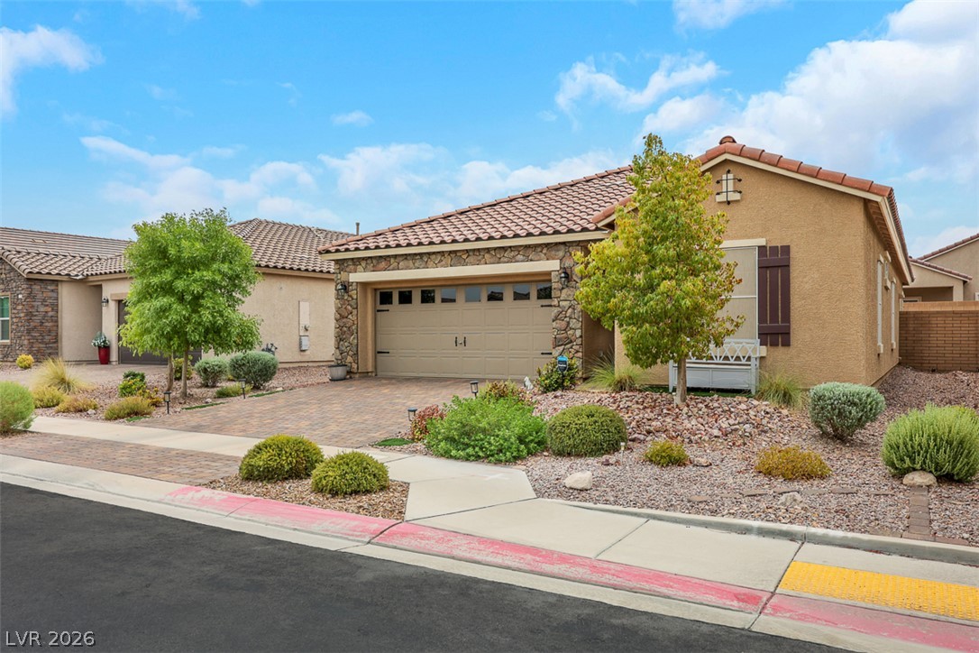 71 Summer Rhapsody Avenue Henderson NV 89015