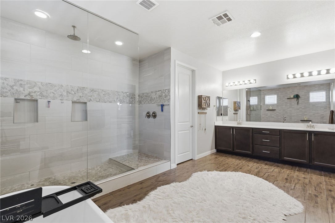 6380 Regina Ridge Street Las Vegas NV 89149
