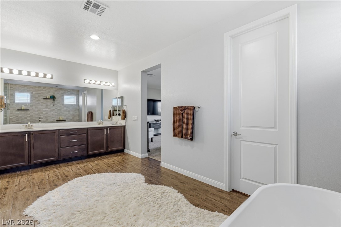 6380 Regina Ridge Street Las Vegas NV 89149