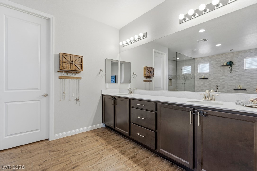 6380 Regina Ridge Street Las Vegas NV 89149