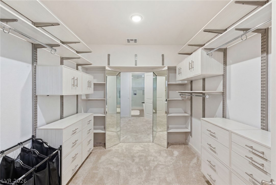 6380 Regina Ridge Street Las Vegas NV 89149