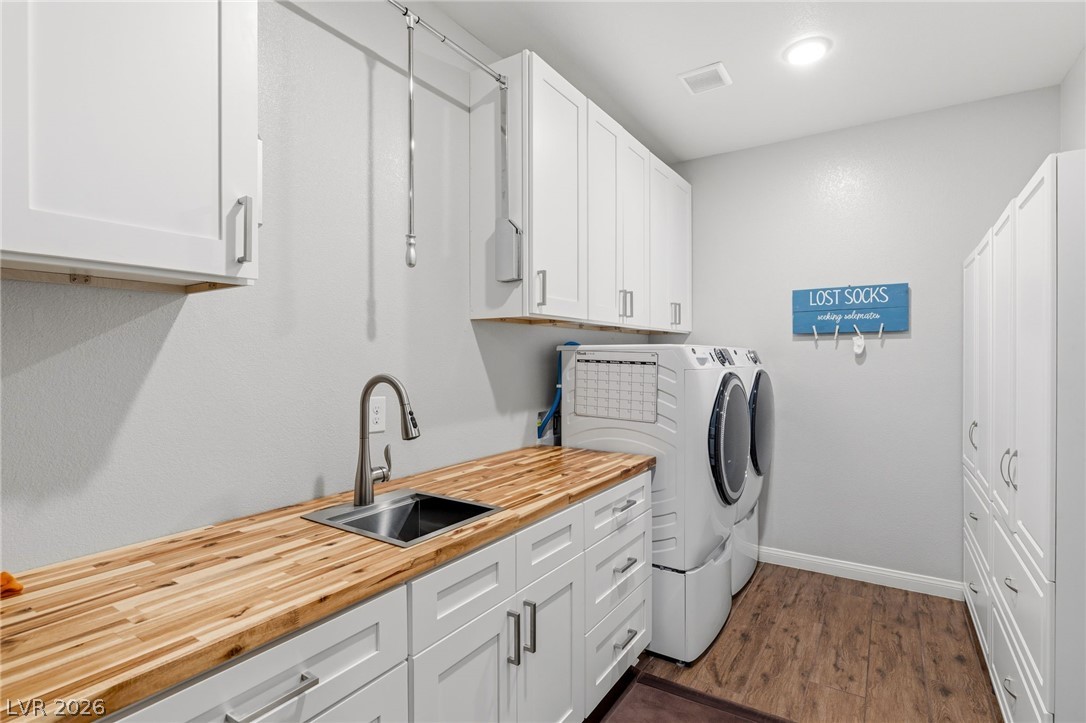 6380 Regina Ridge Street Las Vegas NV 89149