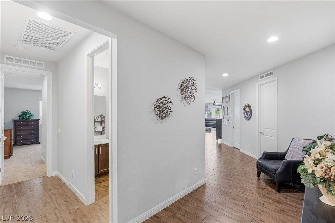 6380 Regina Ridge Street Las Vegas NV 89149