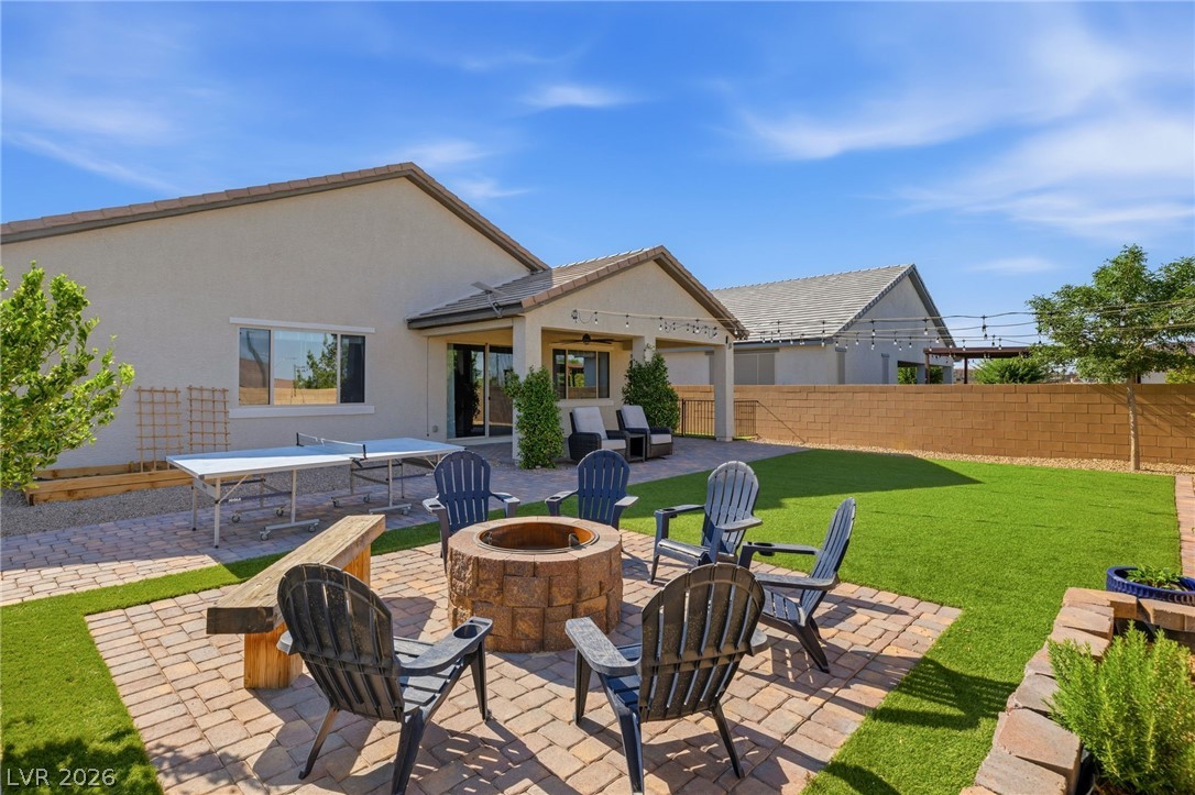 6380 Regina Ridge Street Las Vegas NV 89149