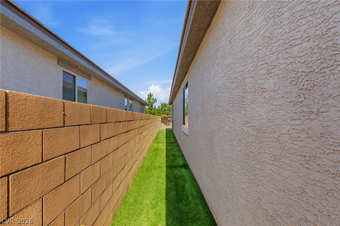 6380 Regina Ridge Street Las Vegas NV 89149