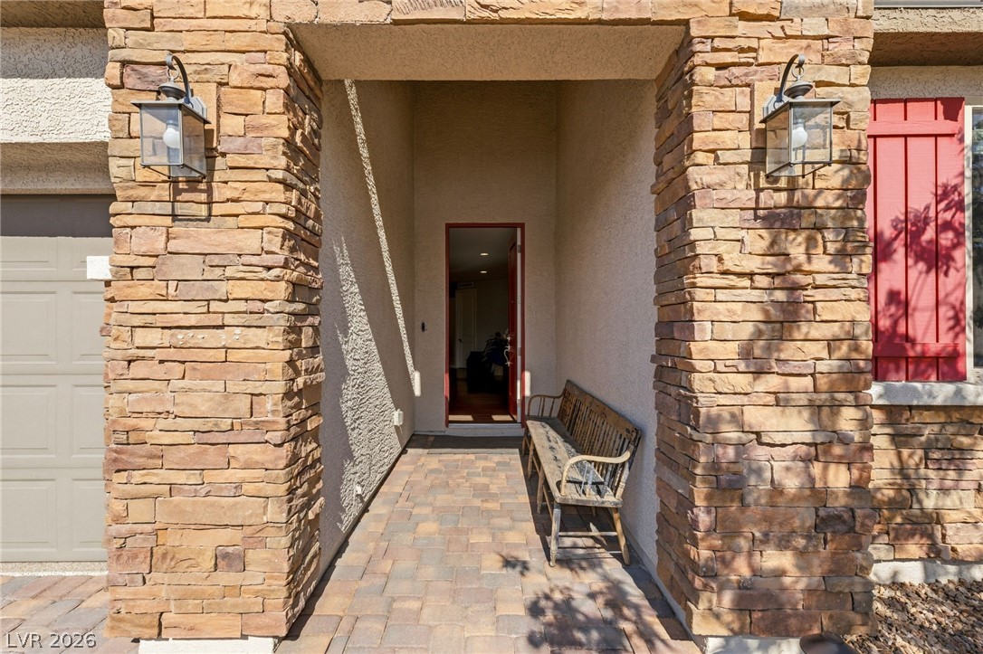 6380 Regina Ridge Street Las Vegas NV 89149
