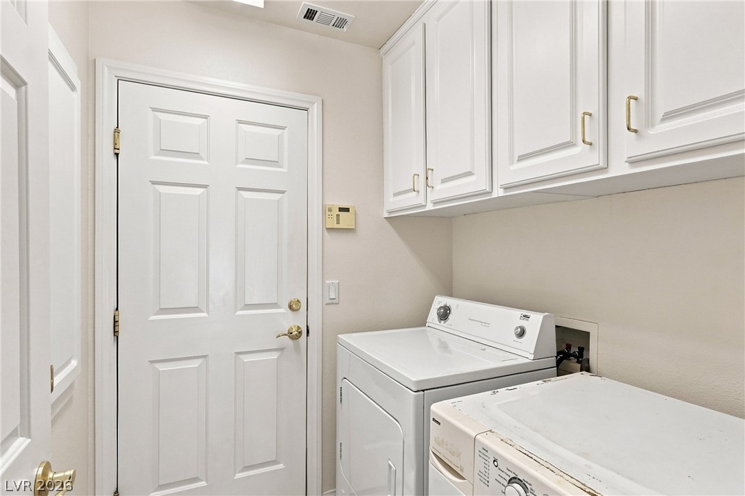 8019 Avalon Mist Street Las Vegas NV 89139