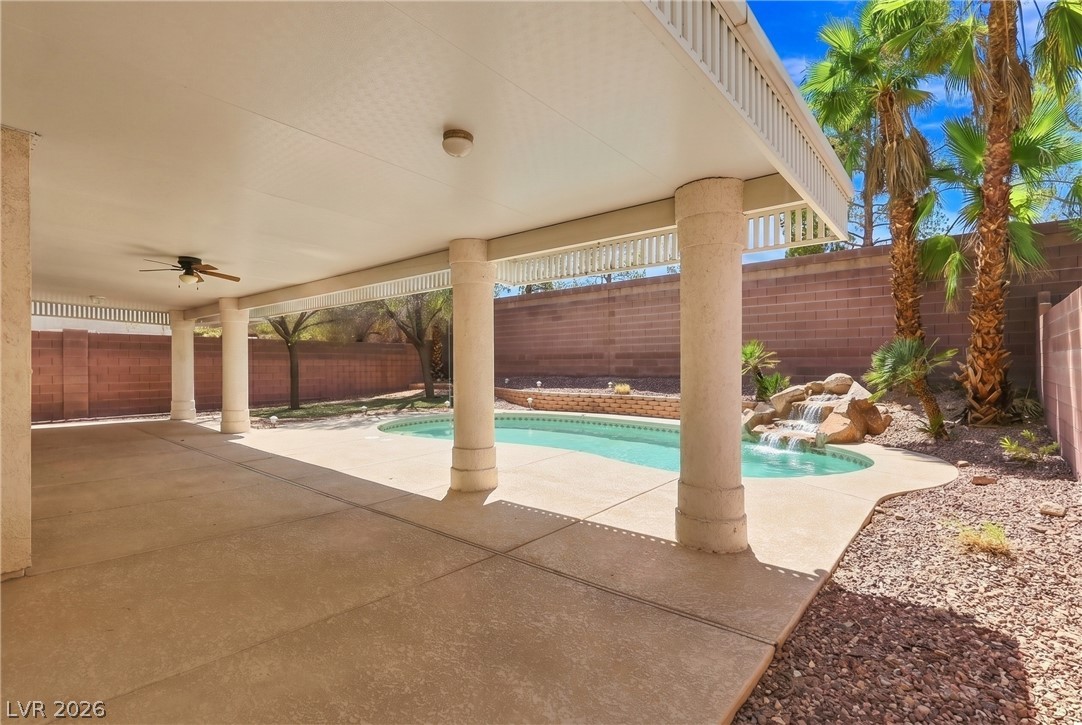 8019 Avalon Mist Street Las Vegas NV 89139