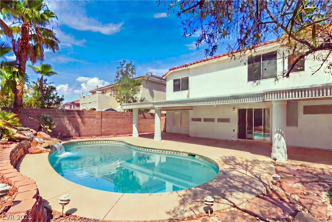8019 Avalon Mist Street Las Vegas NV 89139