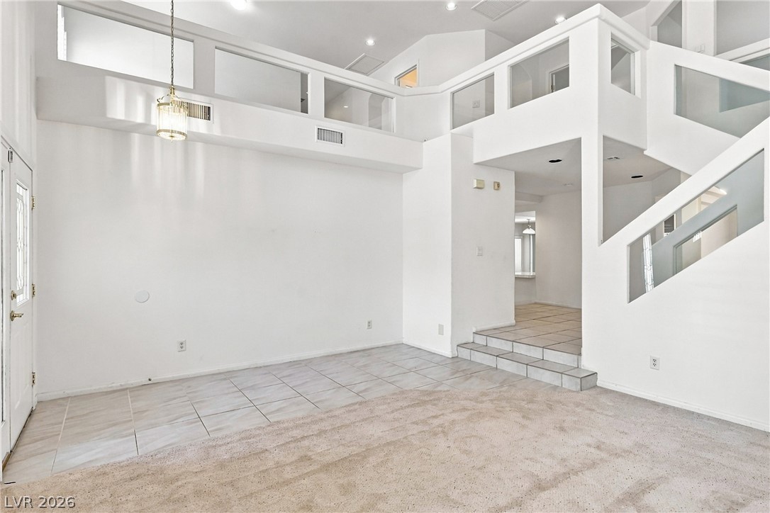 8019 Avalon Mist Street Las Vegas NV 89139